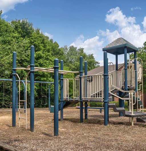 Crestwood Park exterior playground